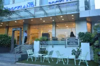 Rockland Hotel, C.R Park โรงแรมใน