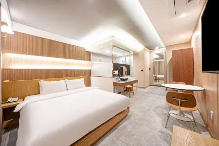 Brown-Dot Hotel Daegu Hyukshin Doshi