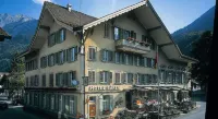 Baeren Hotel, the Bear Inn Hôtels à : Wilderswil