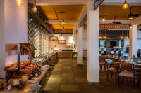 Silver Waves Resort & Spa - Daman - sarapan