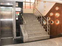 Diamond Plaza Hotels near Marble Palace