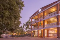 N1 Hotel & Campsite Victoria Falls