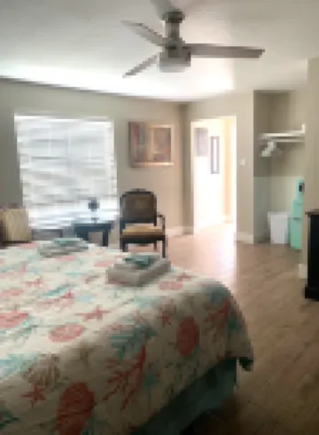 Coast Oaks Cottage 6