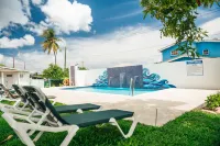 Adulo Apartments - parking