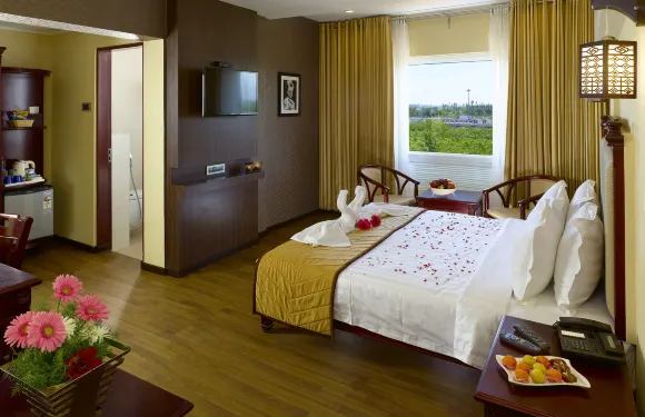 巴爾米拉套房大酒店