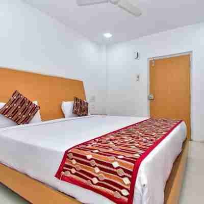 HOTEL VISAKA INN Rooms