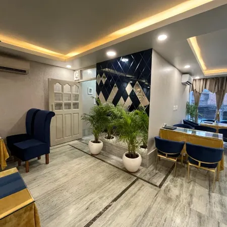 Hotel Anand