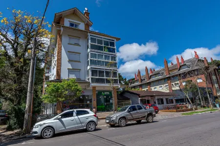 Apartamento Helena - Stay House Temporada Отели рядом с Canela Airport