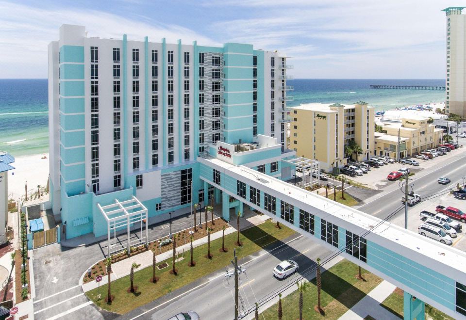 Hotel Hampton Inn and Suites Panama City Beach/Beachfront, Exterior, Hotel Exterior