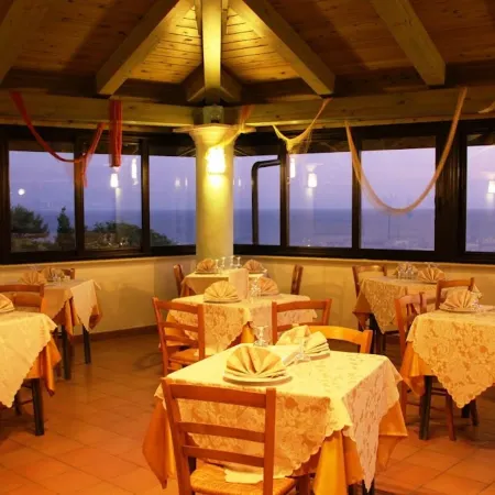 Hotel Marinella - Private Free Parking - Grotticelle Beach 200 m