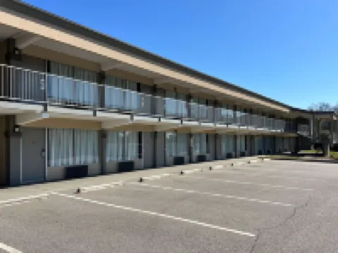 Days Inn by Wyndham Monroe NC Hotels in Monroe