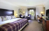 Macdonald Leeming House - 4-Star