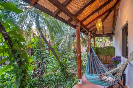 Hotel Pasatiempo Отели в г. Тамариндо