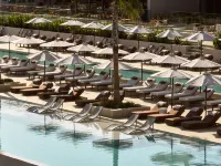 The Royal Senses Resort Crete, Curio Collection by Hilton - Uima-altaat