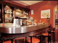 Hôtel les Muses فنادق في Argonay