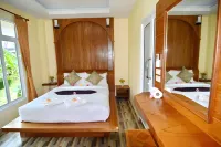Phuchawee Lanta Hotels in 
