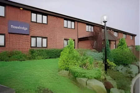 Travelodge Dublin Airport North 'Swords' Отели в г. Малахайд