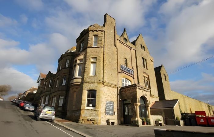 Highlands Hotel and Bar