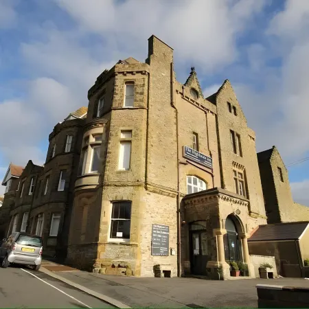 Highlands Hotel and Bar