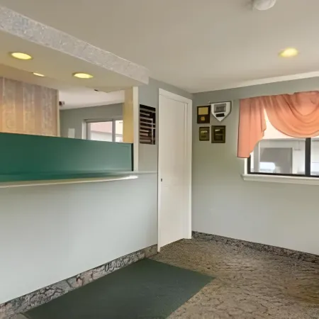 Enfield Inn Отели в г. Энфилд
