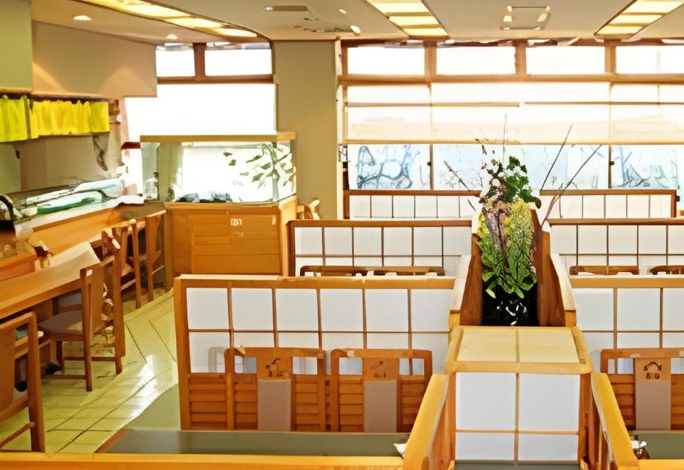 호텔 플라자 아넥스 요코테