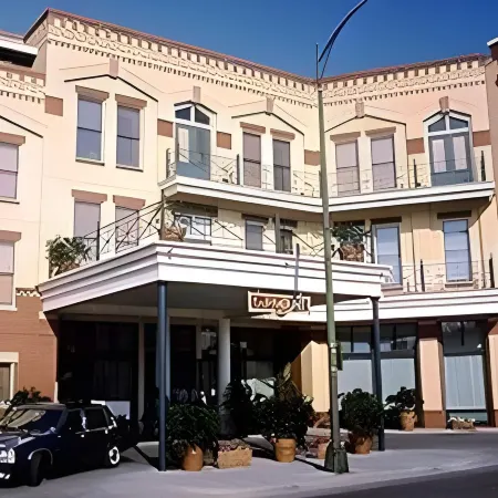 Fairmount Hotel The Unbound Collection by Hyatt