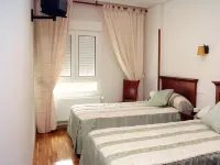Hotel Los 14 فنادق في Soto del Barco