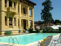 Villa Moorings