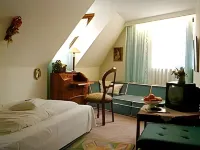 Gasthof Hotel Resengörg Georg Schmitt e.K. Hotels in Ebermannstadt