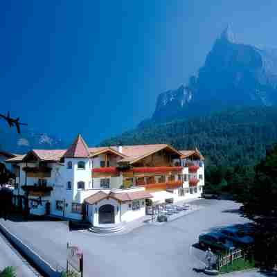 Sensoria Dolomites Hotel Exterior