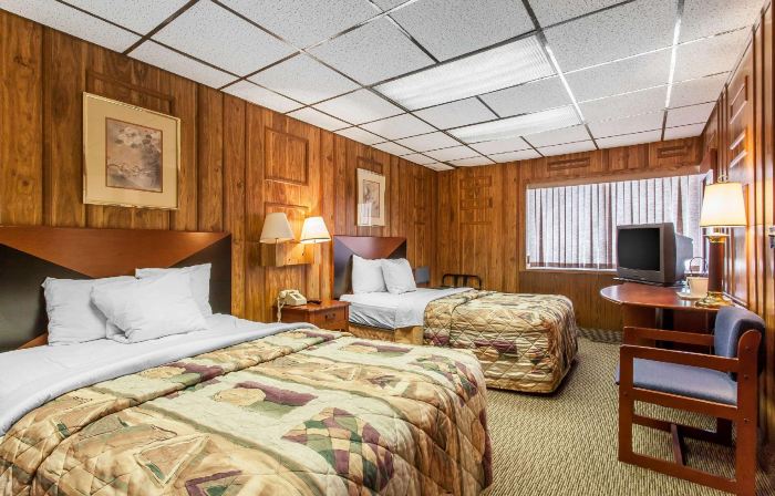 Rodeway Inn North