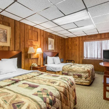 Rodeway Inn North