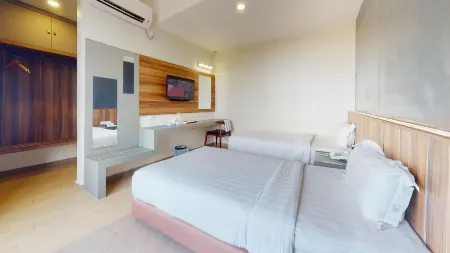 Pantai Regal Hotel