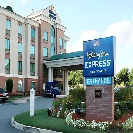 Holiday Inn Express & Suites WARWICK-PROVIDENCE (AIRPORT) by IHG