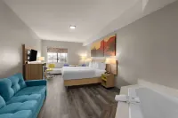 Days Inn & Suites by Wyndham Tucson/Marana Hotels in Marana