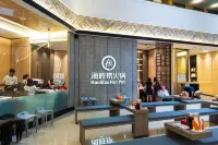 Resort Homestay 2-6Pax 1Min to Sunway Pyramid Hotels in Damansara