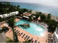 Sapphire Beach Club Resort - Beach