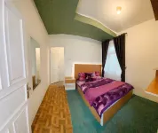 Homestay Lidah Buaya 3 Syariah Hotels near Sikidang Crater