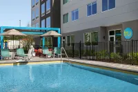Tru by Hilton Jacksonville West I 295 - Pools