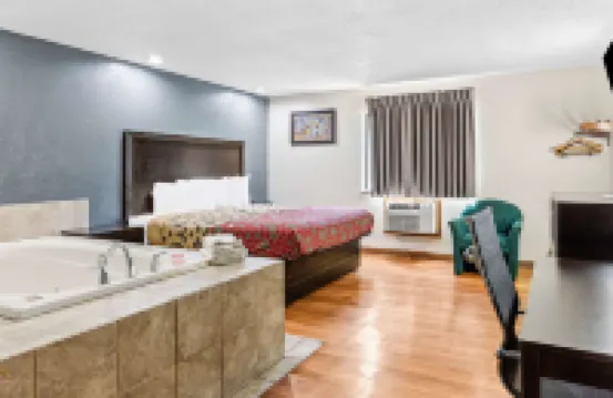 Econo Lodge Akron Copley Northwest Hotels in Copley Township