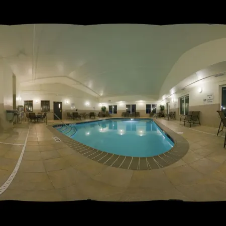 Holiday Inn Express & Suites DUBUQUE-WEST by IHG