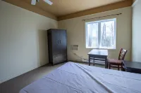 private room3 autonomous south bank urban countryside - A8