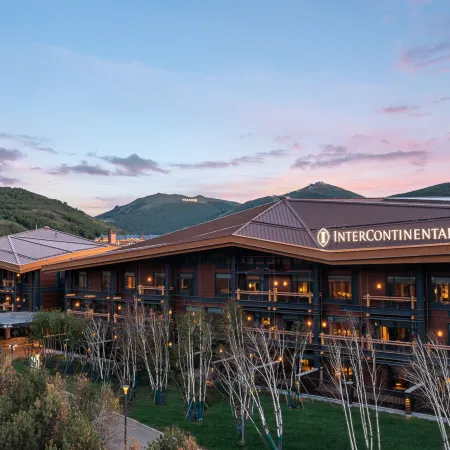 InterContinental Hotels CHONGLI by IHG Отели в г. Чжанцзякоу