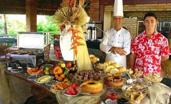 Bouganville Hotel