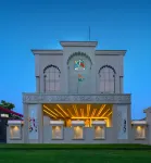 Wingston A TreeHouse Hotel Barsana