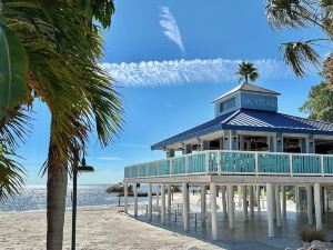 天空海灘酒店和遊艇碼頭