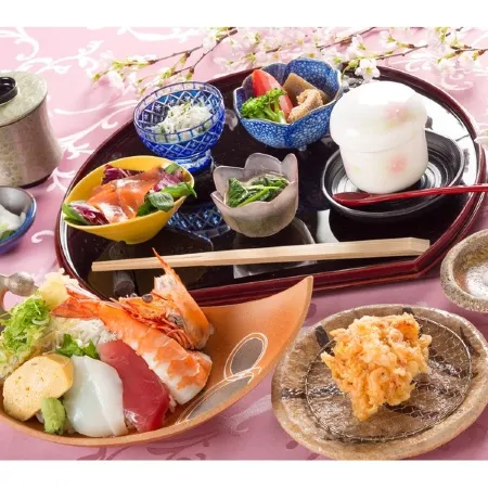Hotel Avalorm Kinokuni Отели рядом с достопримечательностью «Станция Wakayama»