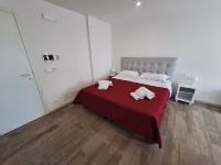 Double bedroom with double bed