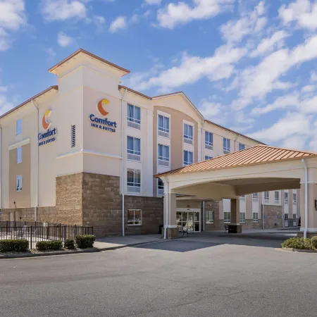 Comfort Inn & Suites