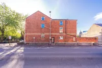 HG Collection - Cardiff City - Sleeps 6 Hotels in Plasnewydd
